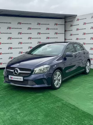 Mercedes-Benz A 180 d Urban — fotografia 1