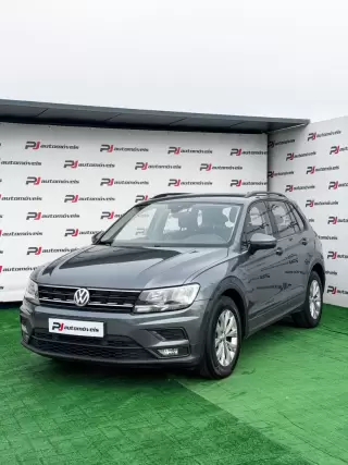 VW Tiguan 1.6 TDI Confortline — fotografia 1