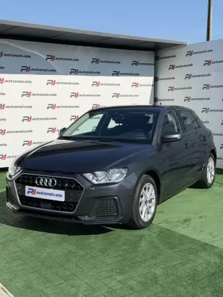 Audi A1 25 TFSI — fotografia 1