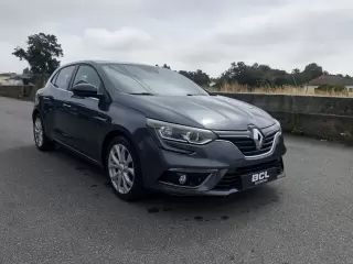 Renault Mégane 1.5 dCi Intens — fotografia 1
