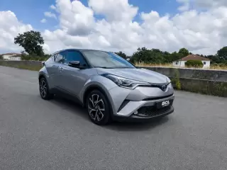 Toyota C-HR 1.8 HSD Lounge — fotografia 1