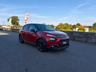 Citroën C3 BlueHDi S&S Shine — fotografia 1