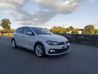 VW Polo 1.0 TSI R-Line — fotografia 1