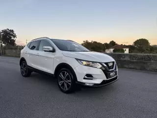 Nissan Qashqai 1.5 dCi Tekna — fotografia 1