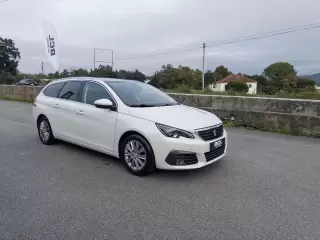 Peugeot 308 SW BlueHDi 120 Stop & Start GT-Line Edition — fotografia 1
