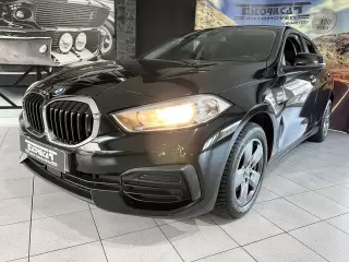 BMW 116 d Advantage — fotografia 1
