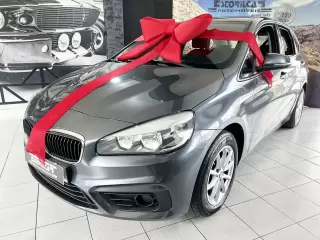 BMW 214 Active Tourer d Advantage — fotografia 1