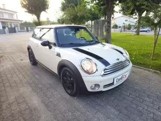MINI One One — fotografia 1