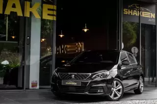Peugeot 308 1.5 BlueHDi GT Line EAT8 — fotografia 1