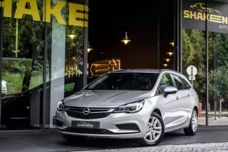 Opel Astra Sports Tourer 1 6 D S S Innovation — fotografia 1