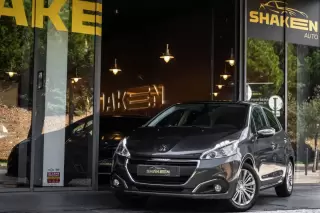 Peugeot 208 82 Puretech Style — fotografia 1
