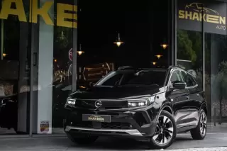 Opel Grandland 1.6 T PHEV Elegance — fotografia 1