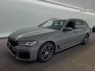 BMW 530e e Pack Desportivo M — fotografia 1