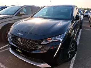 Peugeot 3008 225 E Eat8 Allure Pack — fotografia 1
