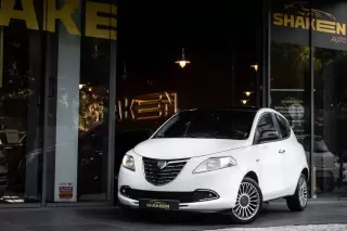 Lancia Ypsilon 1.2 S&S Urban — fotografia 1