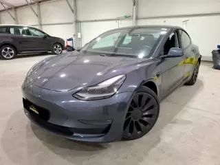 Tesla Model 3 Performance Dual Motor AWD — fotografia 1