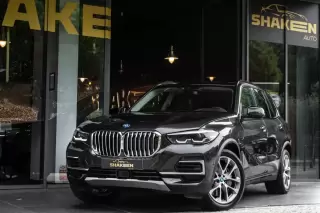 BMW X5 Xdrive45e — fotografia 1