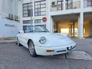 Alfa Romeo Spider 1.6 — fotografia 1
