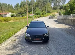 Audi A3 Sportback 1.6 TDI Design — fotografia 1