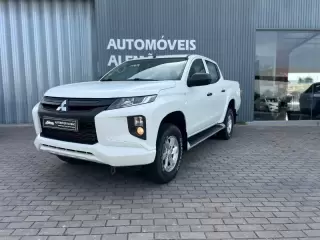 Mitsubishi L200 2.3 DI-D CD Invite 4WD — fotografia 1