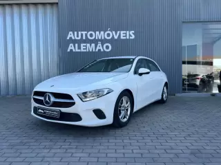 Mercedes-Benz A 180 d Style — fotografia 1