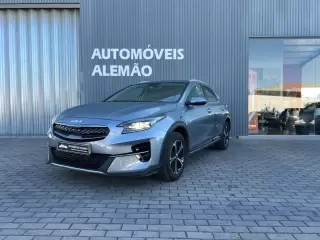 Kia XCeed 1.6 GDi PHEV Drive — fotografia 1