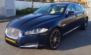 Jaguar XF 2.2 D Luxury — fotografia 1