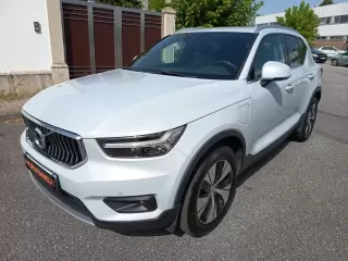Volvo XC 40 1.5 T5 PHEV Momentum — fotografia 1