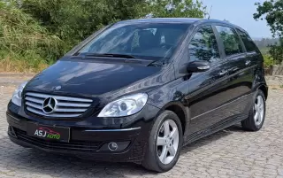 Mercedes-Benz B 180 CDI — fotografia 1