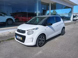 Citroën C1 1.0 VTi Elle — fotografia 1