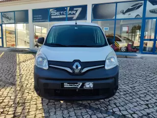 Renault Kangoo Maxi — fotografia 1
