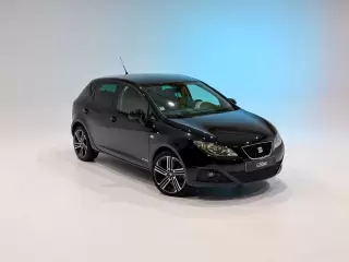 Seat Ibiza 1.6 TDI Copa DPF — fotografia 1