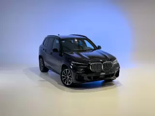 BMW X5 45 e xDrive Pack M — fotografia 1