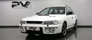 Subaru Impreza 2.0 GT 4x4 AC+TA+ABS — fotografia 1