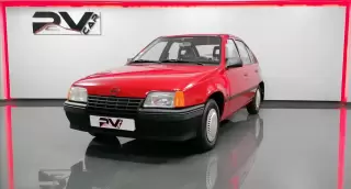 Opel Kadett 1.3 LS — fotografia 1