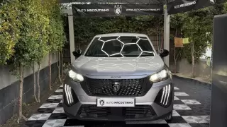 Peugeot 2008 PureTech 100 Style — fotografia 1