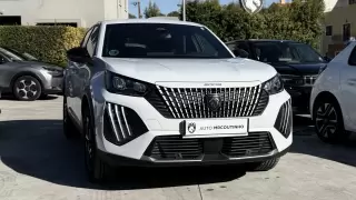 Peugeot 2008 1.2 Hybrid Allure e-DCS6 — fotografia 1