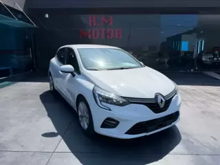 Renault Clio 1.0 TCe Zen — fotografia 1