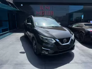 Nissan Qashqai 1.5 dCi N-Connecta — fotografia 1