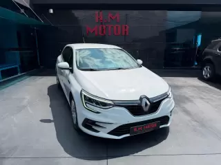 Renault Mégane TCe 115 GPF ZEN — fotografia 1