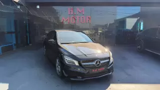 Mercedes-Benz CLA 200 d Shooting Brake AMG Line — fotografia 1