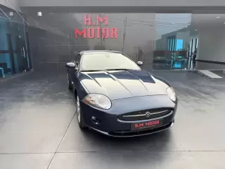 Jaguar XK XK8 4.2 Covertible Classic — fotografia 1