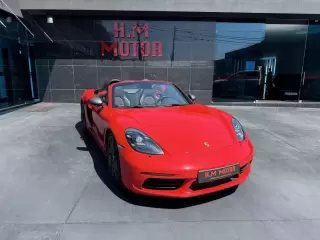 Porsche 718 Boxster 2.0 T PDK — fotografia 1