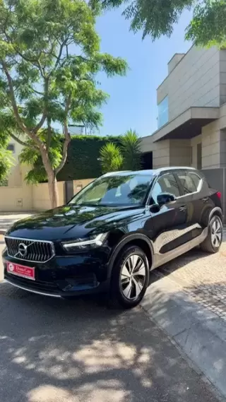 Volvo XC 40 T4 Recharge DKG Plus Dark — fotografia 1