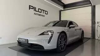 Porsche Taycan Sport Turismo — fotografia 1