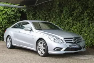 Mercedes-Benz E 350 CDI AMG Line — fotografia 1