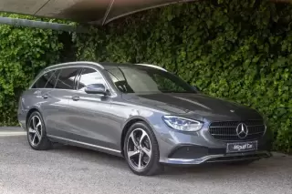 Mercedes-Benz E 220 d AMG Line — fotografia 1