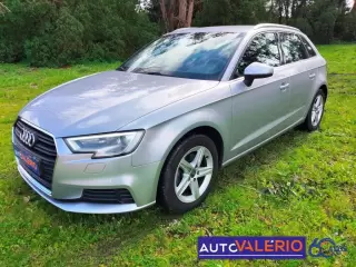 Audi A3 Sportback 30 TFSI — fotografia 1