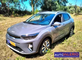 Kia Stonic 1.2 Move — fotografia 1