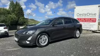 Ford Focus SW 1.5 TDCi EcoBlue Titanium — fotografia 1